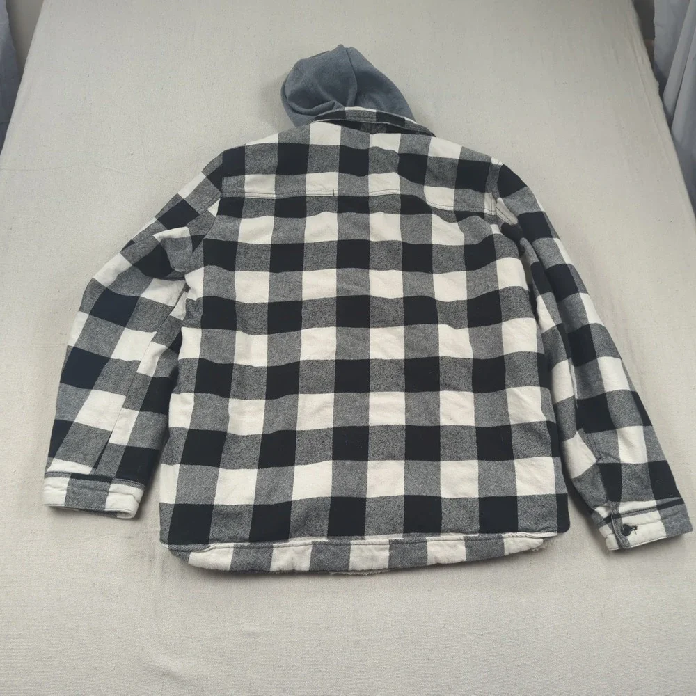 Levis will ship